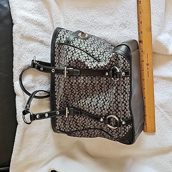 COPY - Genuine ÇOACH Vintage Hobo Bucket Purse - The Real Deal! This was a Sign… - Picture 5 of 11